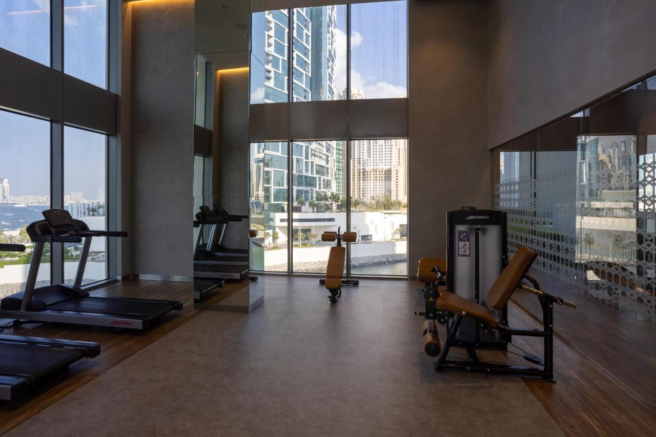 Waves Holiday Home - Waterfront Apartment With Breathtaking Sea Views Dubaj Zewnętrze zdjęcie