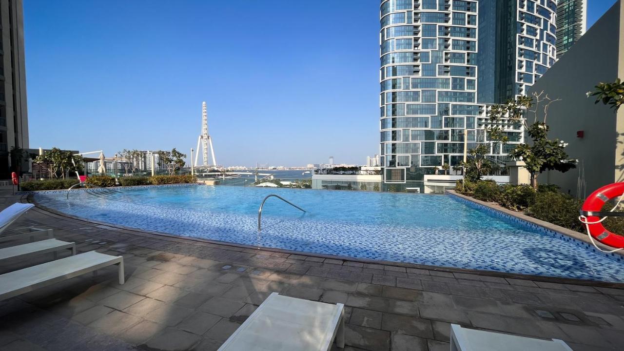 Waves Holiday Home - Waterfront Apartment With Breathtaking Sea Views Dubaj Zewnętrze zdjęcie