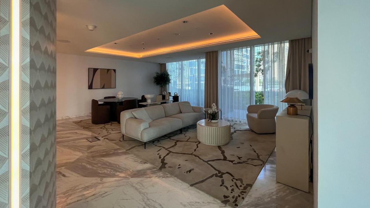 Waves Holiday Home - Waterfront Apartment With Breathtaking Sea Views Dubaj Zewnętrze zdjęcie